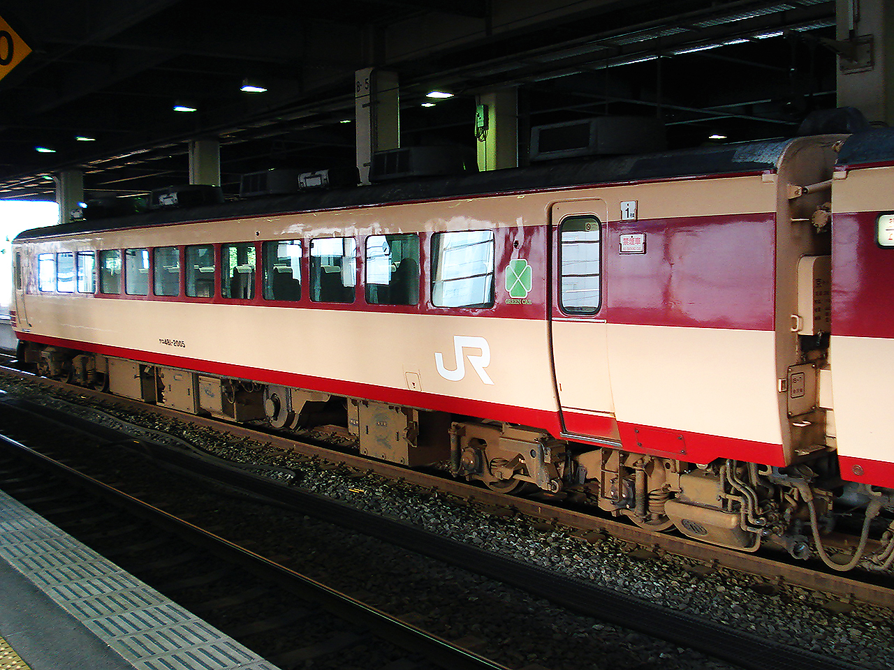http://moritetsu.info/train/img/DSC02347ss.jpg